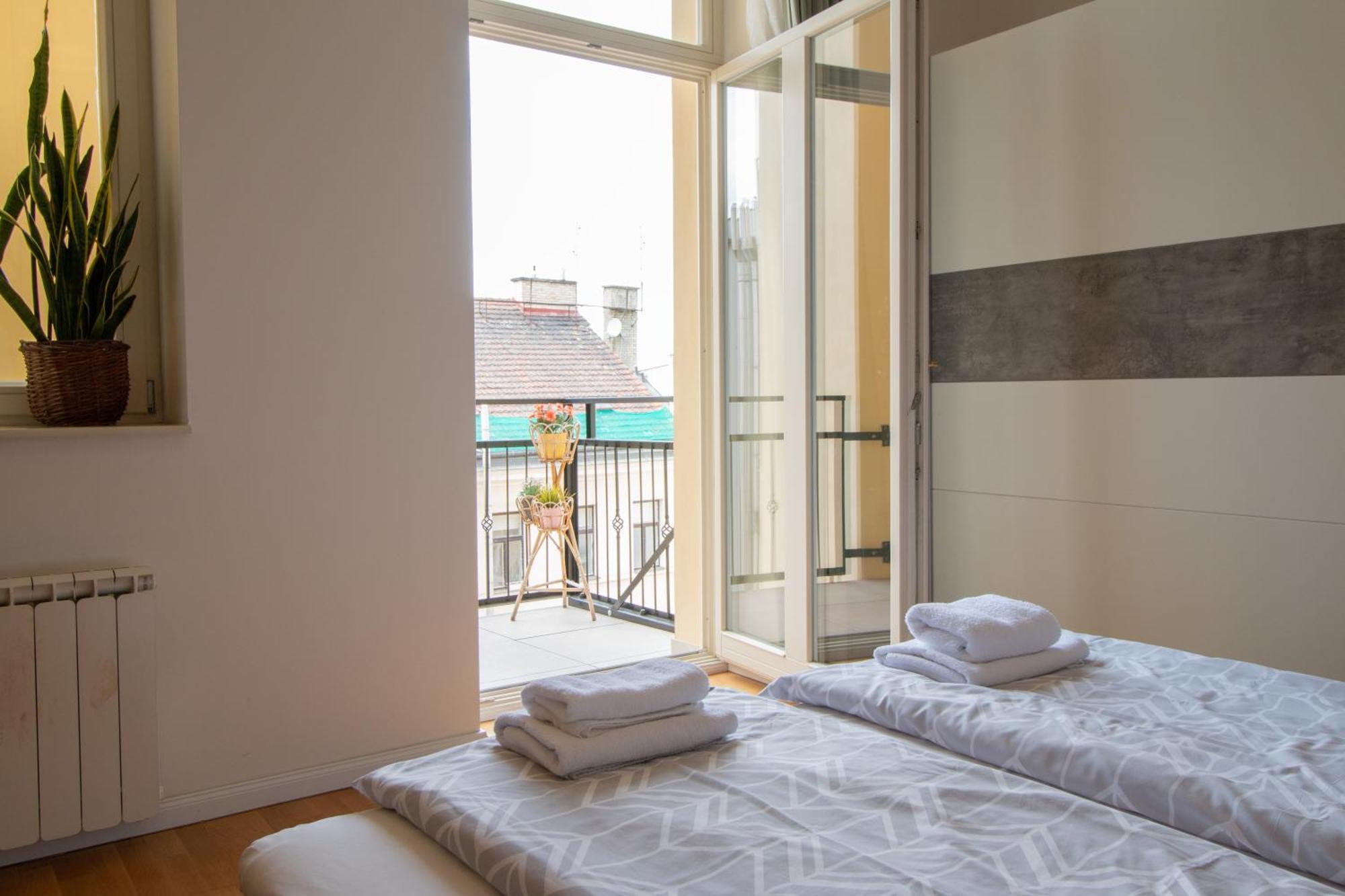 Stepanska Cr Apartments Praha Bagian luar foto