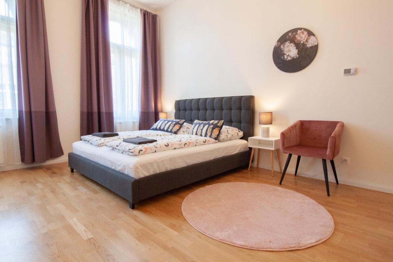 Stepanska Cr Apartments Praha Bagian luar foto