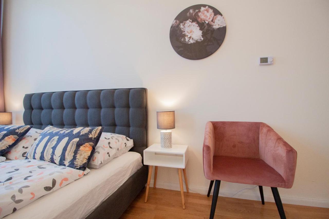 Stepanska Cr Apartments Praha Bagian luar foto